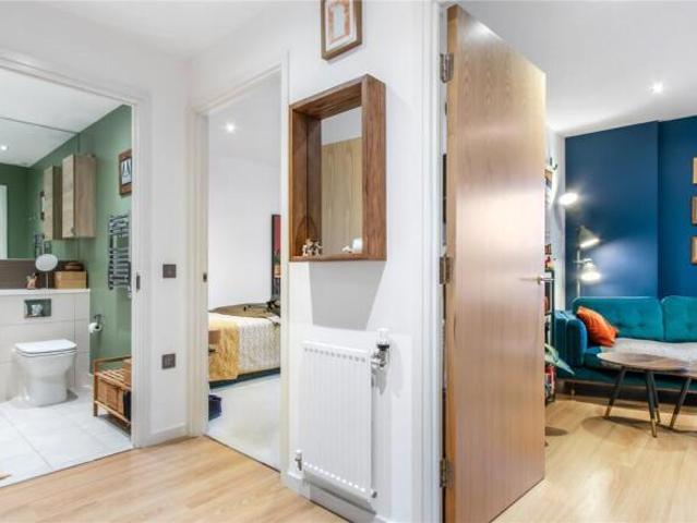 Apartment for sale in Cat Hill
