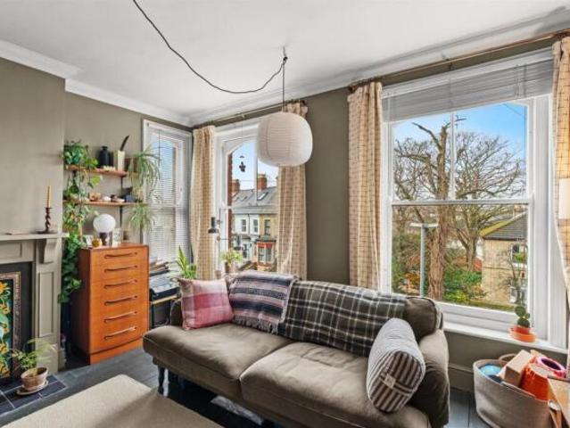 Apartment for sale in East Bank, Norfolk