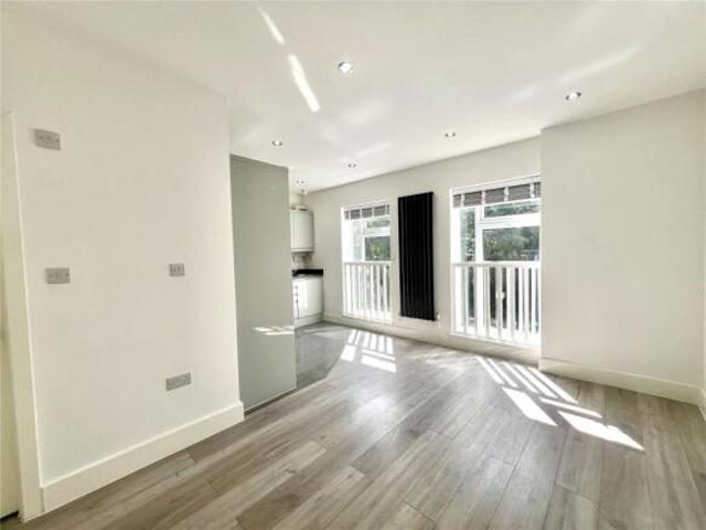 Apartment for sale in Charlotteville, Guildford