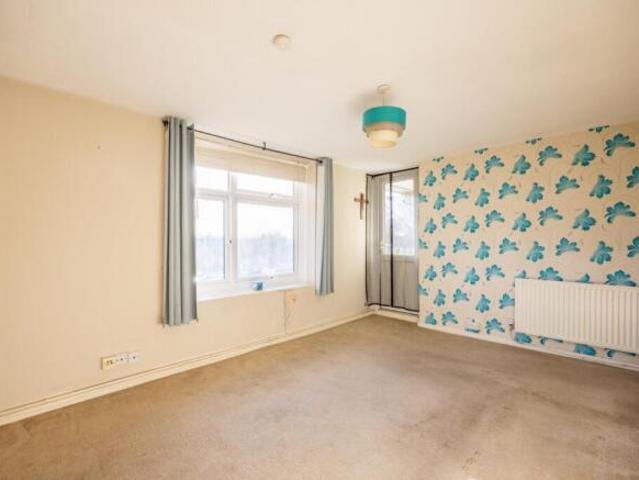 Apartment for sale in Hatherley, Cheltenham