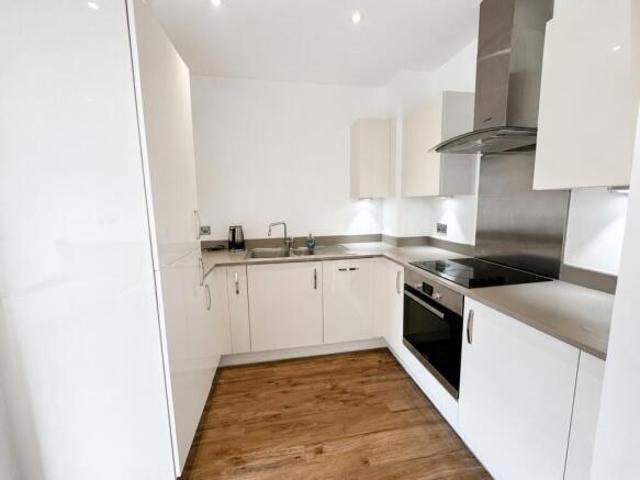 Apartment for sale in Woolwich, Greater London