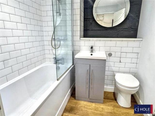 Apartment for sale in Gloucester, Gloucestershire