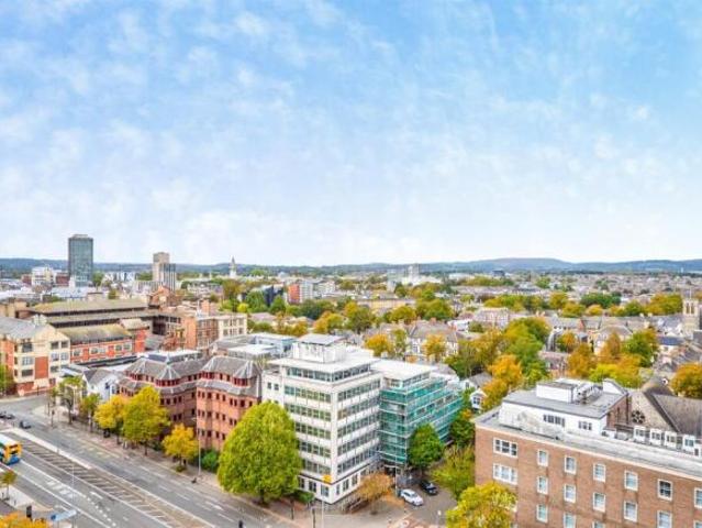 Apartment for sale in Roath, Cardiff