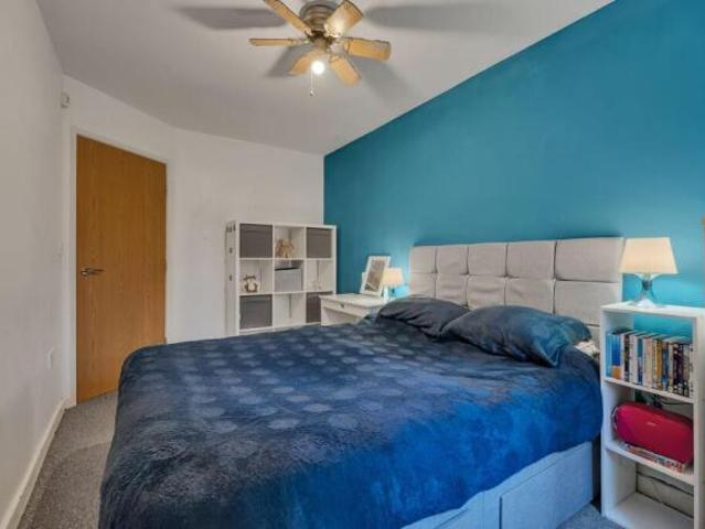 Apartment for sale in Warrington