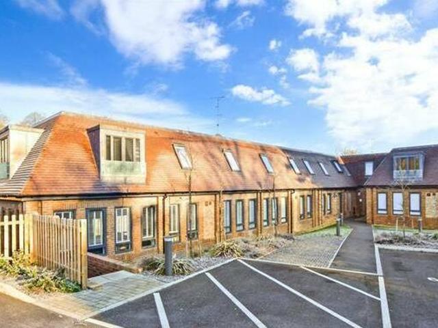 House for rent in Lyons, Greater London