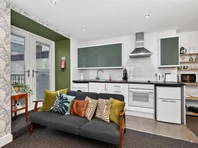 Apartment for sale in Greenbank, Mount Wise