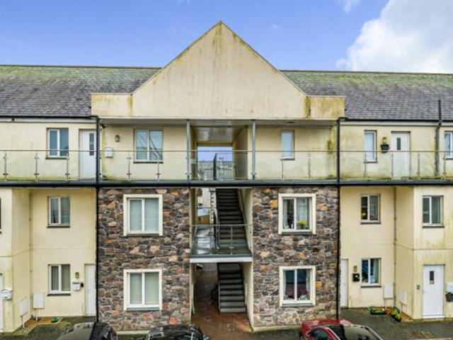 House for sale in Roseworthy, Cornwall