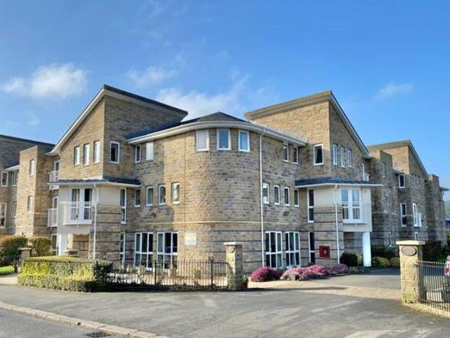 House for sale in Charlesworth, East Midlands