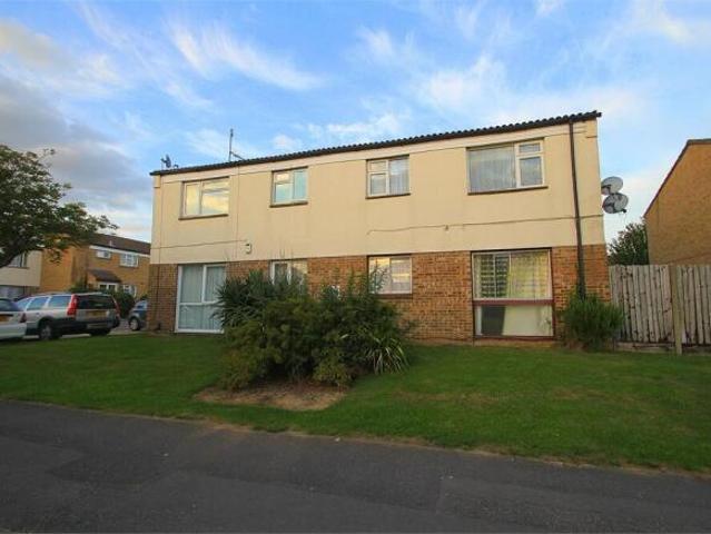 Apartment for sale in Slough