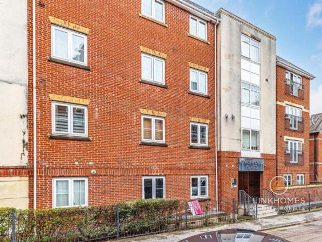 Apartment for sale in East Bank, Norfolk