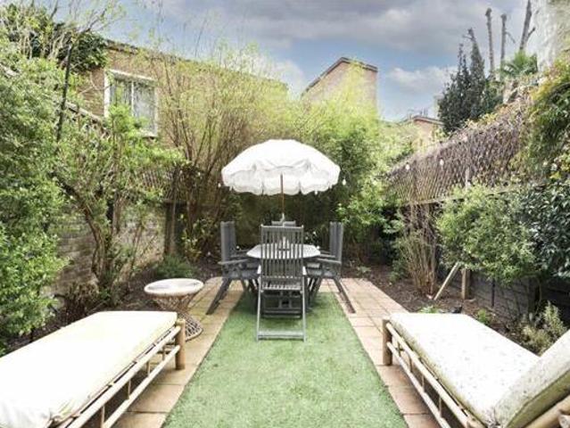 House for sale in Lyons, Greater London