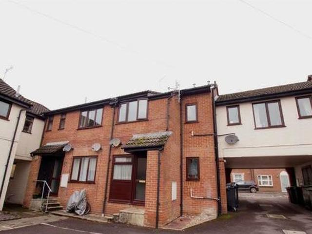 House for rent in Lyons, Greater London