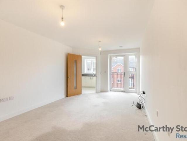 Apartment for sale in Oakhill, Stoke