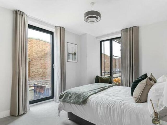House for sale in Lyons, Greater London