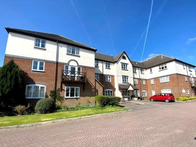 House for sale in Swindon, England