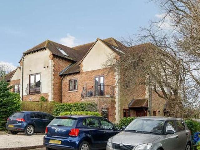 House for sale in The Slade, Oxfordshire