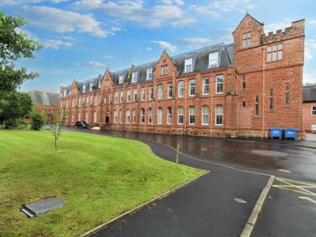 Apartment for sale in Cardonald, Scotland