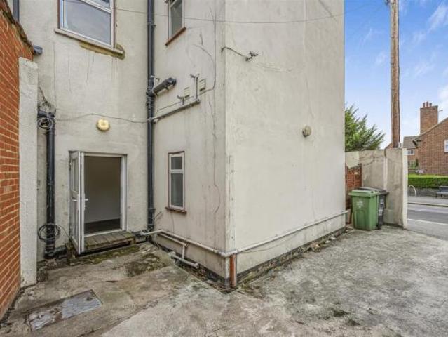 Apartment for sale in Walthamstow, Greater London