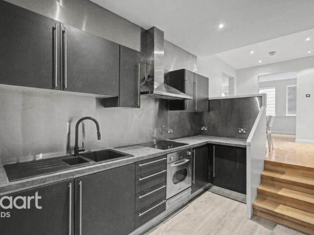 Apartment for sale in West Yorkshire