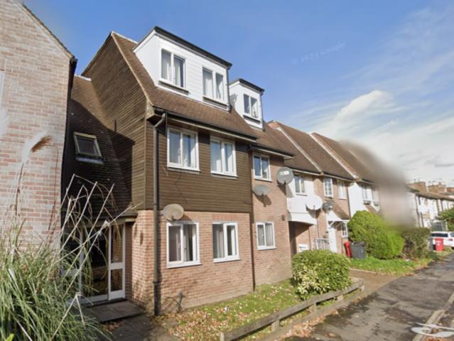 Apartment for sale in Chalvey, Slough