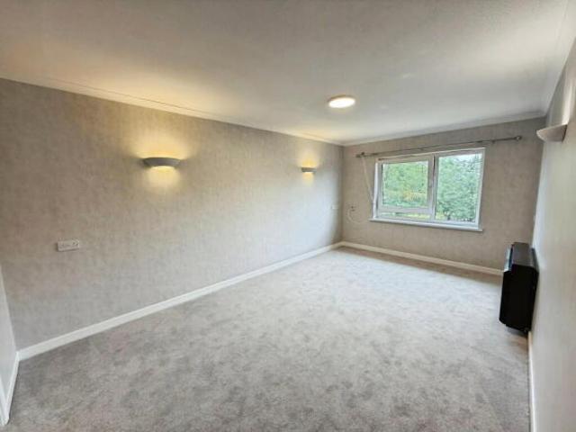 Apartment for sale in Sketty, Wales