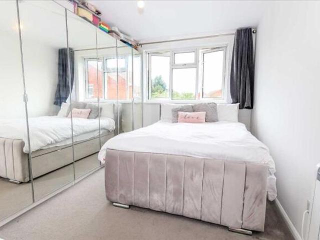 Apartment for sale in Chalvey, Slough