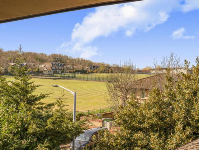 Apartment for sale in Cat Hill