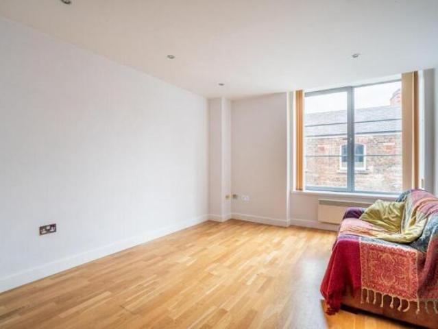Apartment for sale in South Lane, West Yorkshire