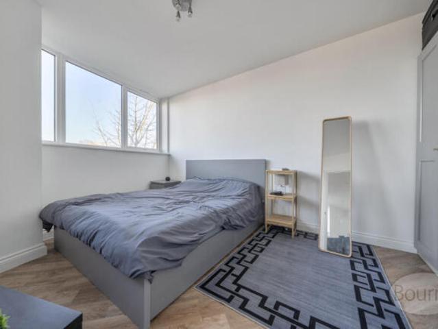 Apartment for sale in Guildford Park, Westborough