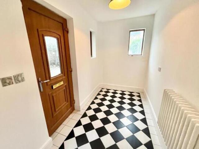 Apartment for sale in Alton Barnes