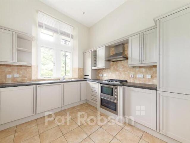 Apartment for sale in Jesmond, Tyne And Wear