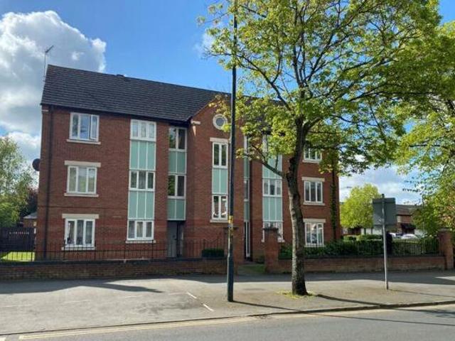 House for sale in Green Close, Warwickshire