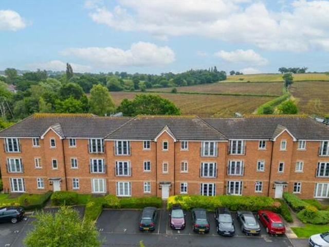 House for sale in Bromsgrove, Worcestershire