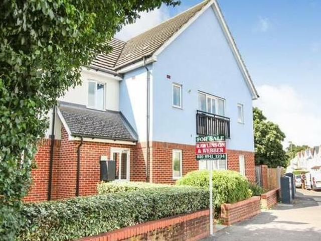 House for rent in Surrey