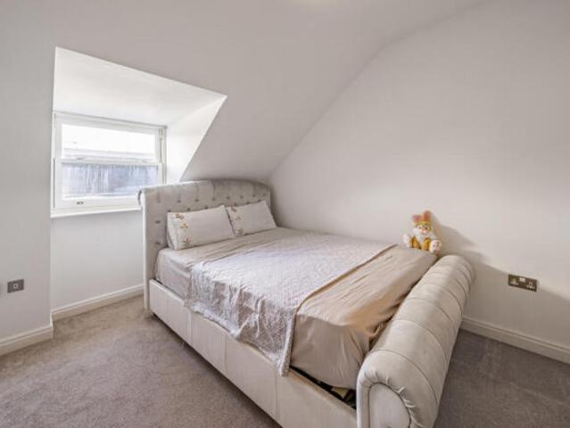 Apartment for sale in Golden Valley, Gloucestershire