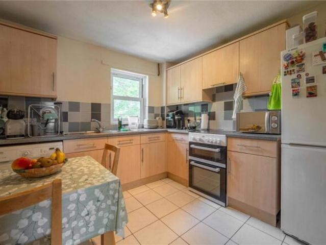Apartment for sale in Sydenham, Warwick