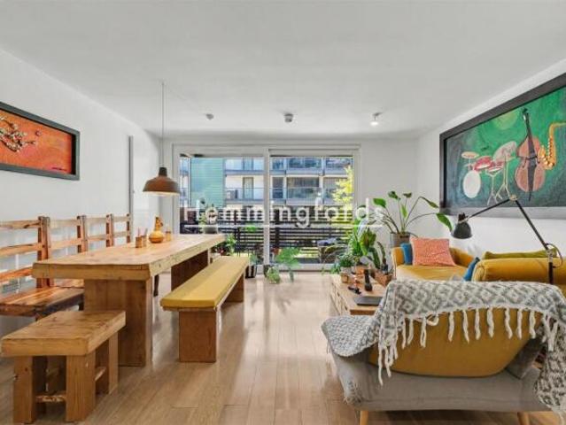 Apartment for sale in Hertford, Colliers End