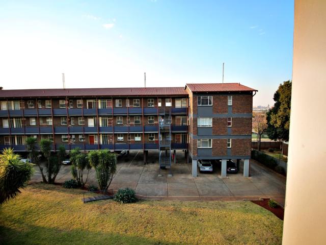 Apartment for sale in Ekurhuleni, Gauteng
