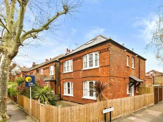 House for sale in Deepcut, Surrey