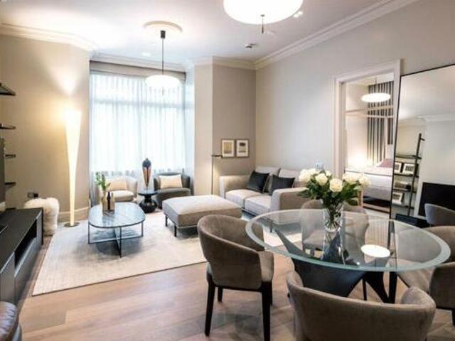 House for sale in Deepcut, Surrey