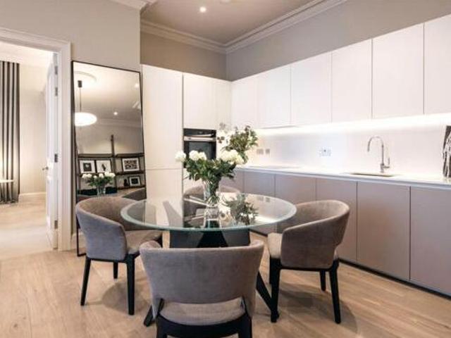 House for sale in Deepcut, Surrey