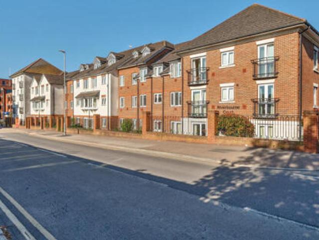 Apartment for sale in Oad Street, Kent
