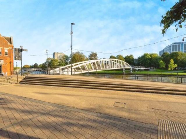Apartment for sale in Cauldwell, Bedford