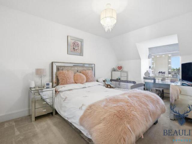 Apartment for sale in Beaulieu Park, Chelmsford