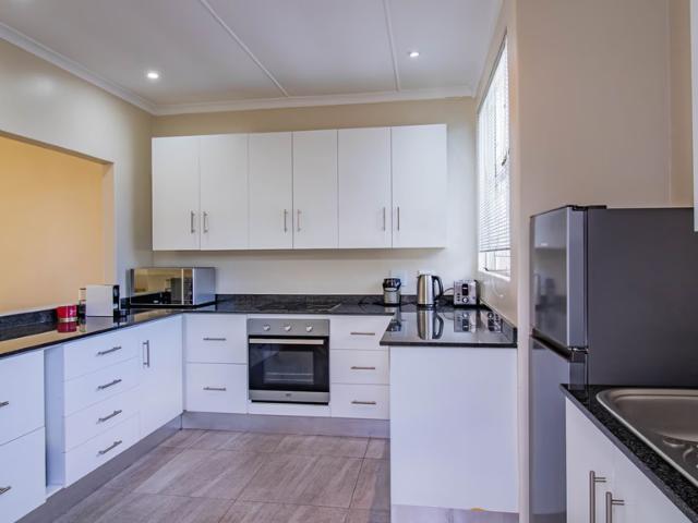 Apartment for sale in Vosloorus, Gauteng