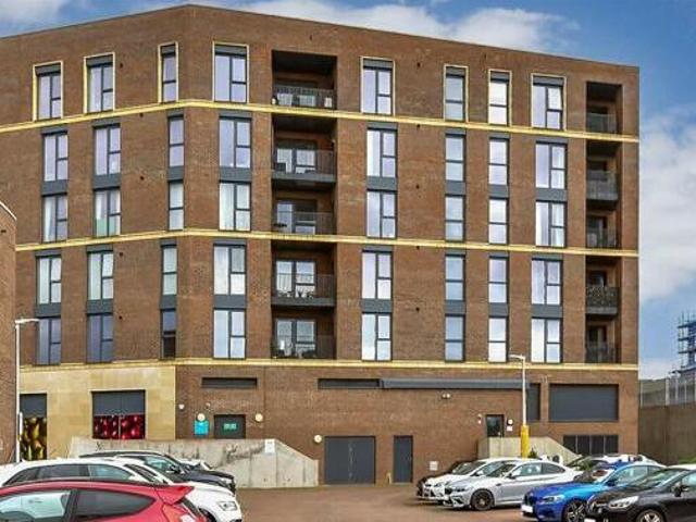 House for sale in Rochester, Kent