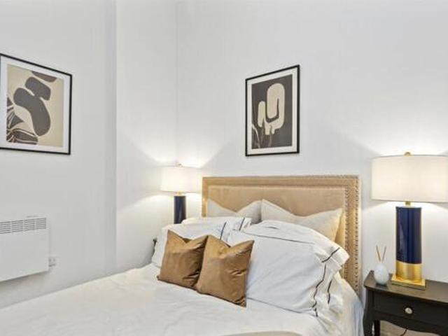 House for sale in Rochester, Kent