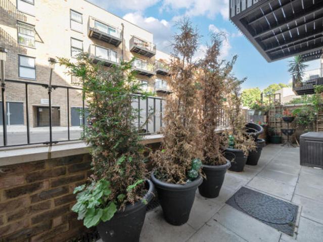 Apartment for sale in Woolwich, Greater London
