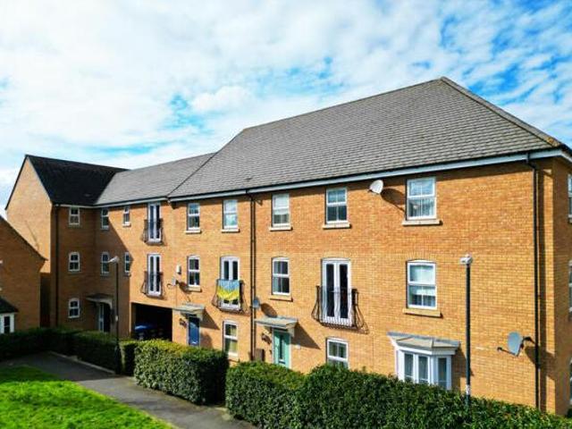 House for sale in Newton, New Bilton