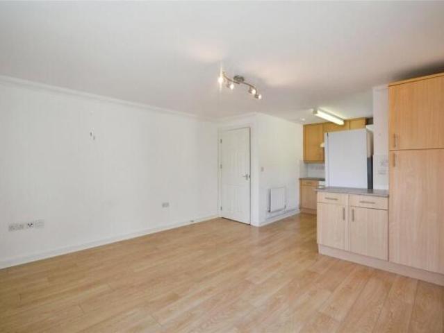 Apartment for sale in Arbury, Cambridgeshire